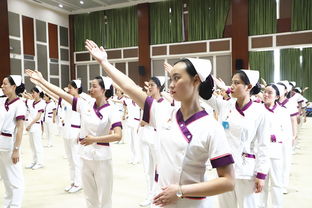 不學禮，無以立 河南華信民生健康產業集團舉辦優質護理禮儀服務培訓會議